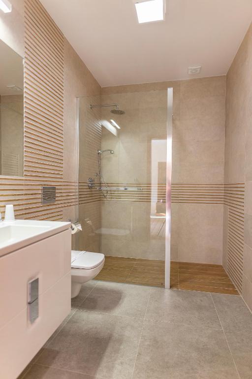 Kúpeľňa v ubytovaní Hotel Verde Montana Wellness & Spa