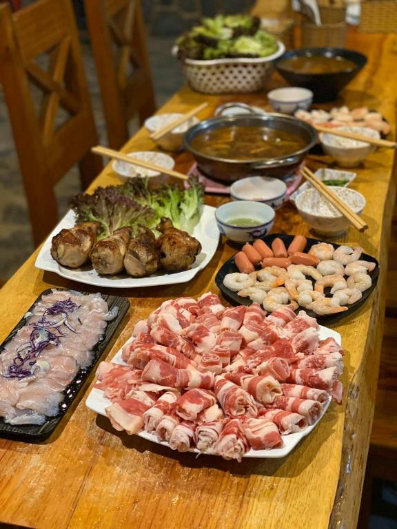 Đồ ăn tại/gần khách sạn