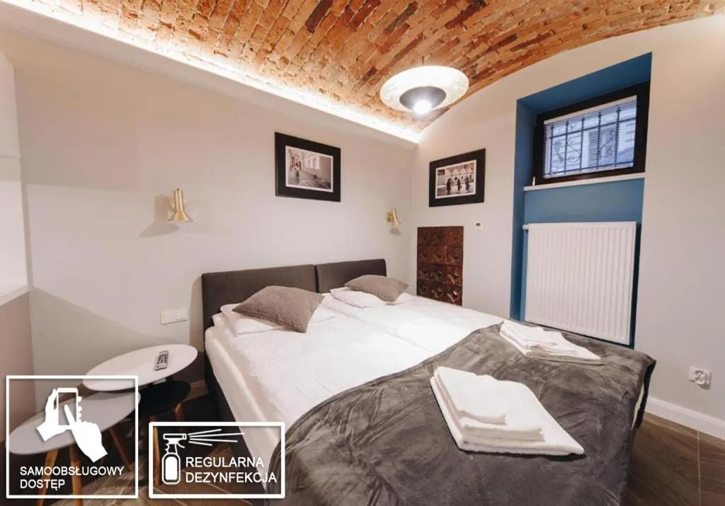 Platan Apartments-5 min Main sqr-large bed-unique, Cracovia, Polonia