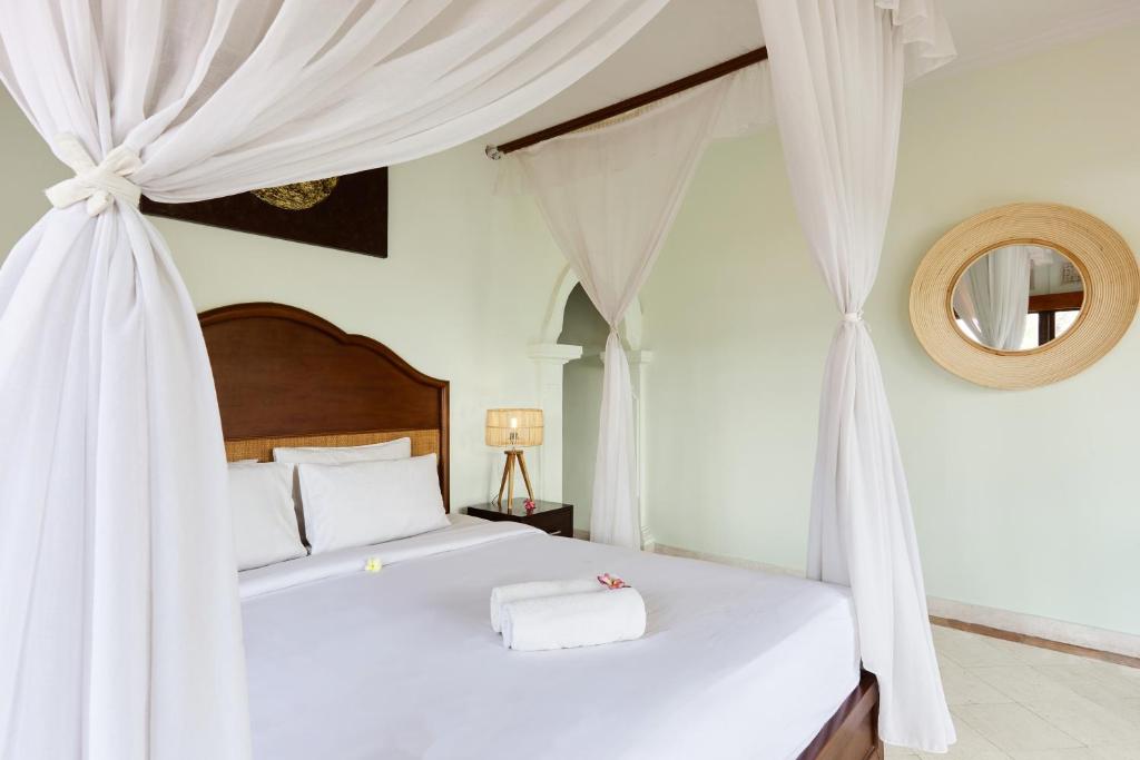 Outpost Ubud Coliving Suites