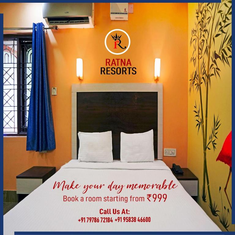 Postel nebo postele na pokoji v ubytování Ratna Resort near Bhubaneswar Airport