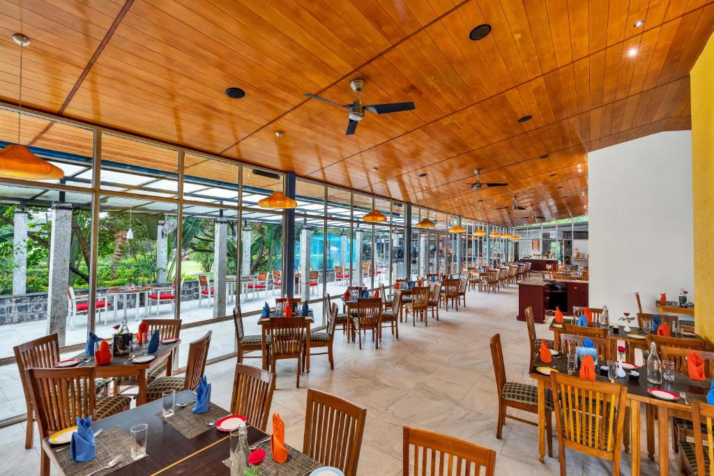Restaurace v ubytování Club Mahindra Puducherry