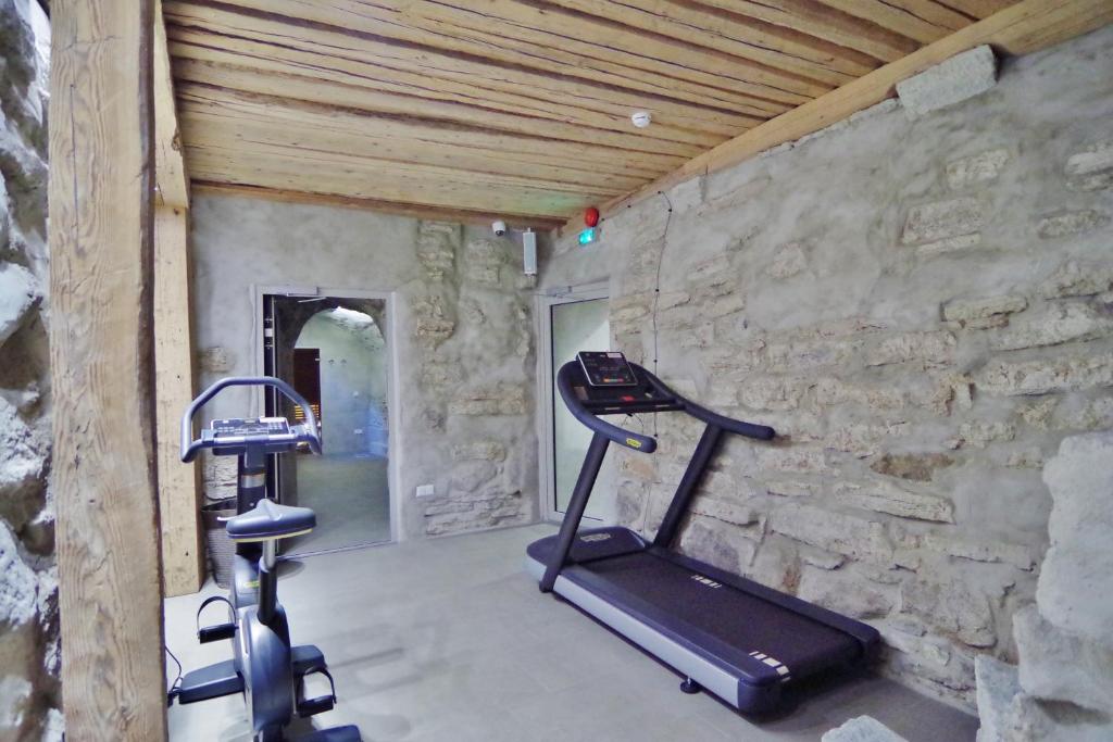 Fitness centrum a/nebo fitness zařízení v ubytování Hotel Regent Tallinn
