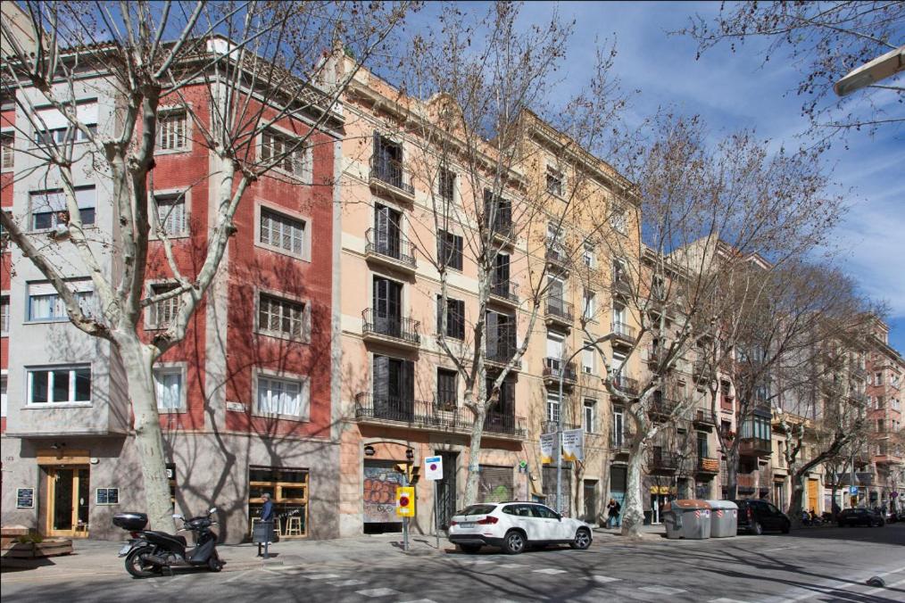 Barcelona Vintage Apartment, Spain - Booking.com