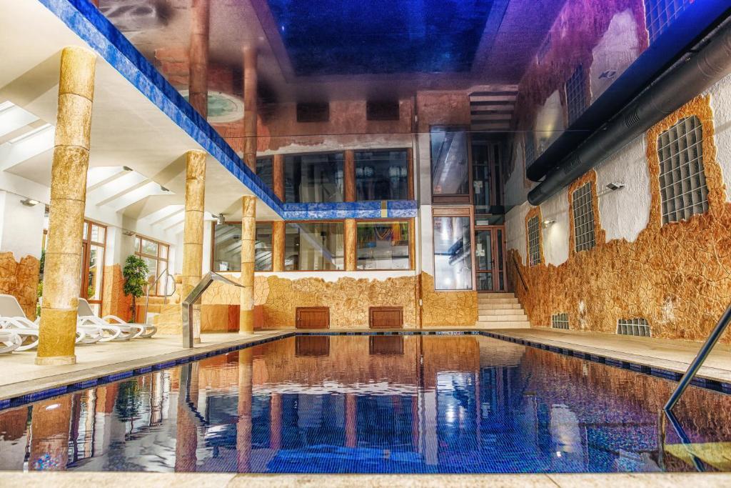 Bazén v ubytování Panorama_SPA nebo v jeho okolí