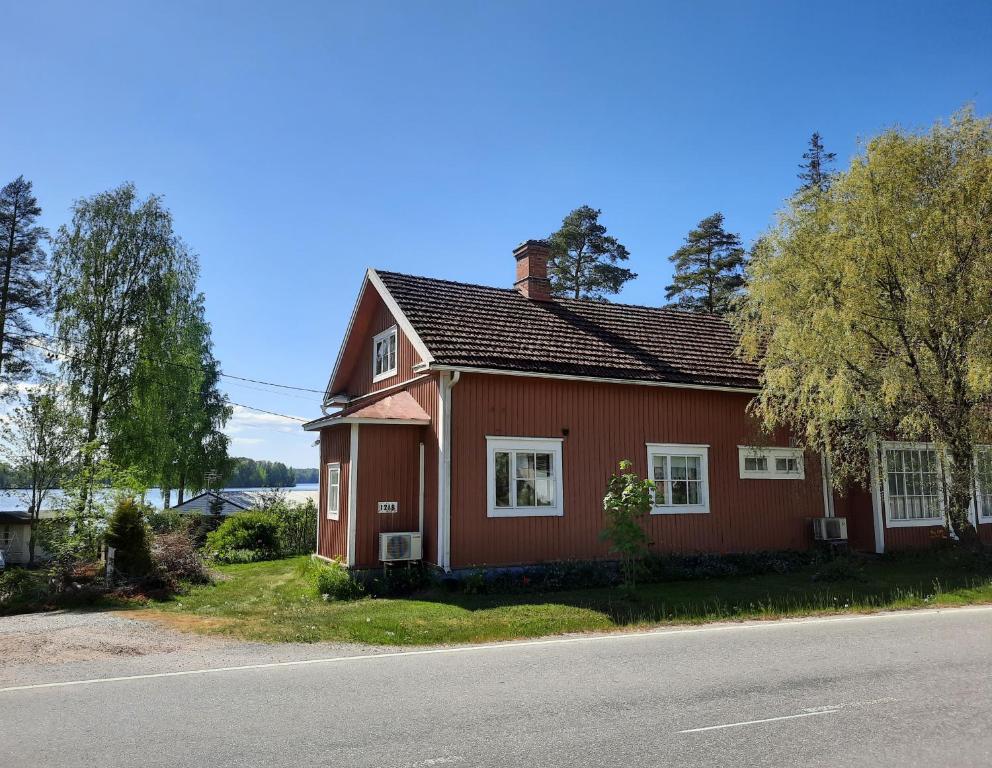 Punavilla majoitus TASANKO - Appartement Avec Vue Sur Le Lac