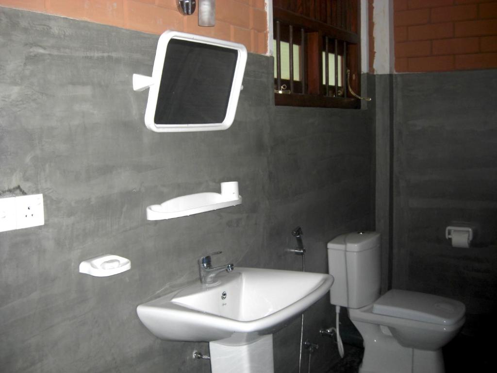 Koupelna v ubytování Eco Square Resort
