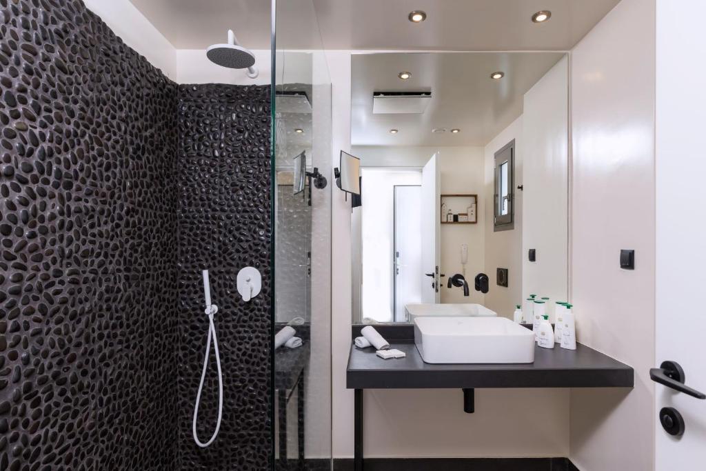 Koupelna v ubytování Rodostamo Hotel & Spa- Adults Friendly