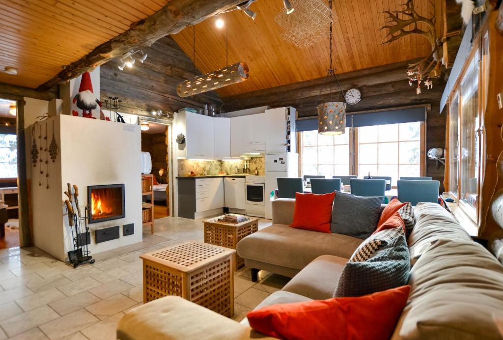 Posezení v ubytování Ylläshilla Cottage