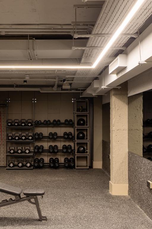 Locke at Broken Wharf - Resim 18