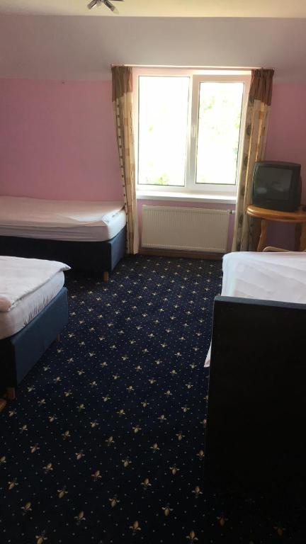 Šeduvos malūnas - Comfort Triple Room With Shower