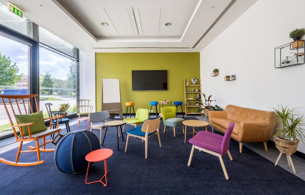Posezení v ubytování Vienna House Easy by Wyndham Pilsen