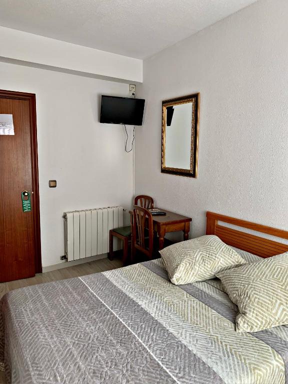 Hostal Gabino, Isla – Updated 2022 Prices