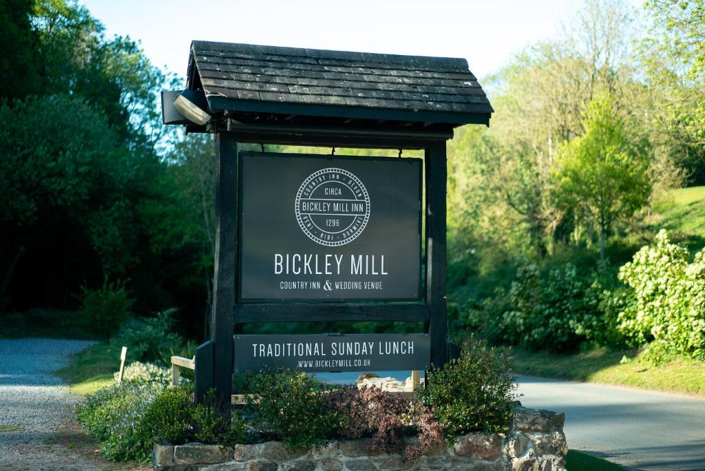 Certifikát, hodnocení, plakát nebo jiný dokument vystavený v ubytování The Bickley Mill