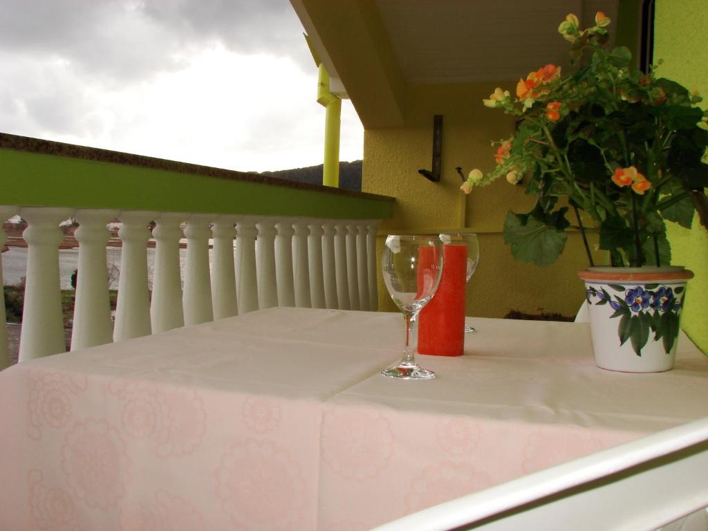 Apartments Slavko - Two-Bedroom Apartment With Balcony And Sea View