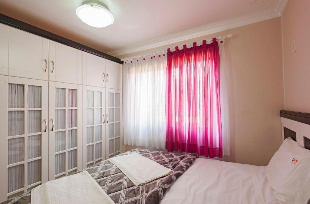 SIERRA NEVADA - COBERTURA 3 DORM. (12 PAX) JUNTO À RUA COBERTA!  SIERRA NEVADA - COBERTURA 3 DORM. (12 PAX) JUNTO À RUA COBERTA!