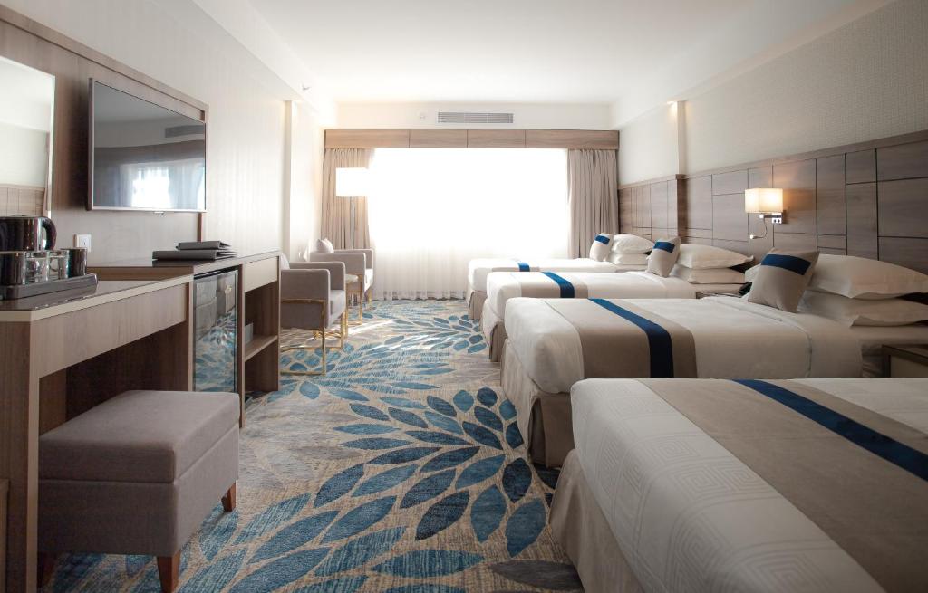Season Star Hotel Madinah - Habitación De Lujo Cuádruple