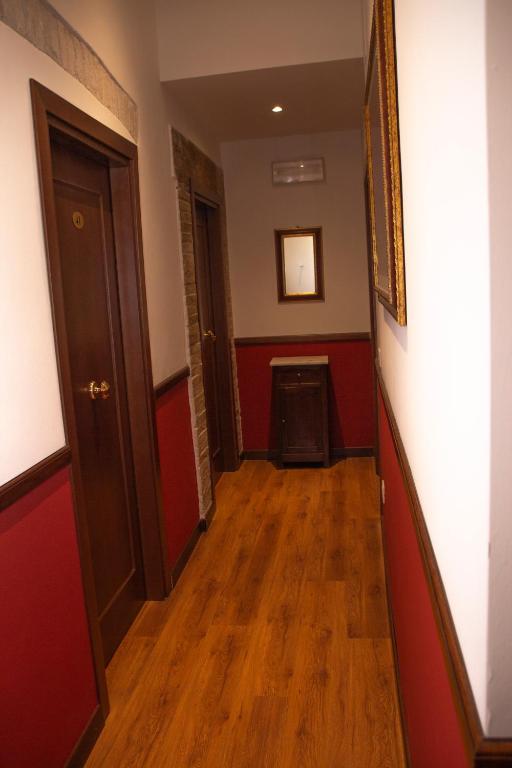 TV a/nebo společenská místnost v ubytování Hotel Pax