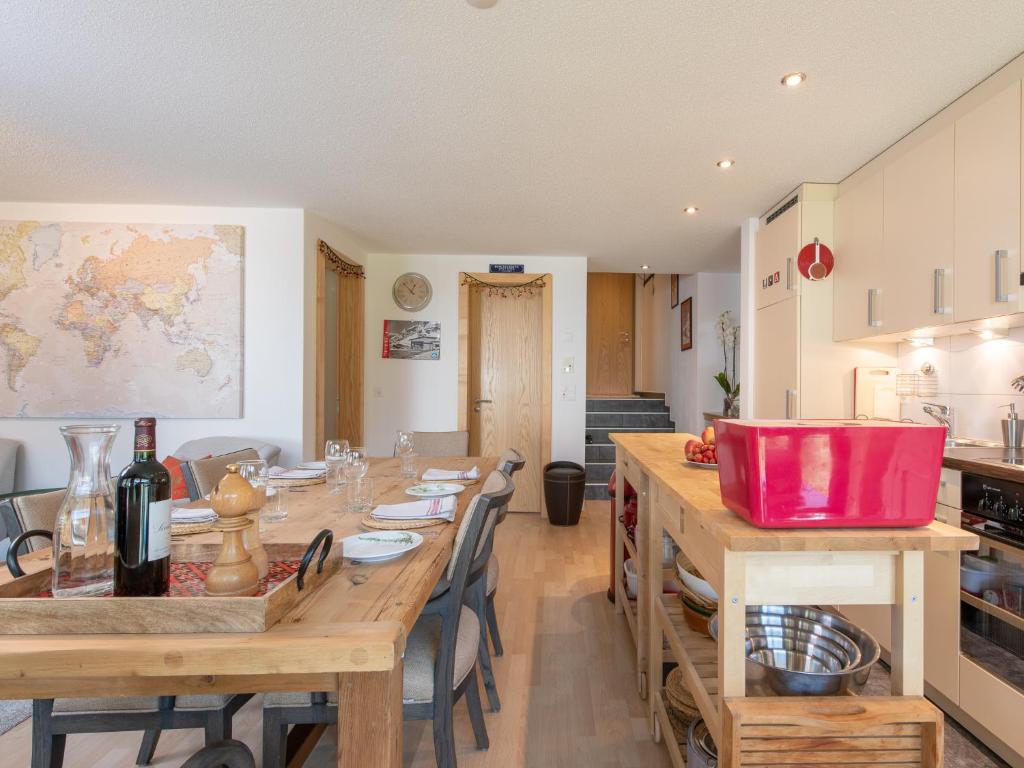 Kuchyň nebo kuchyňský kout v ubytování Chez Nous Zermatt