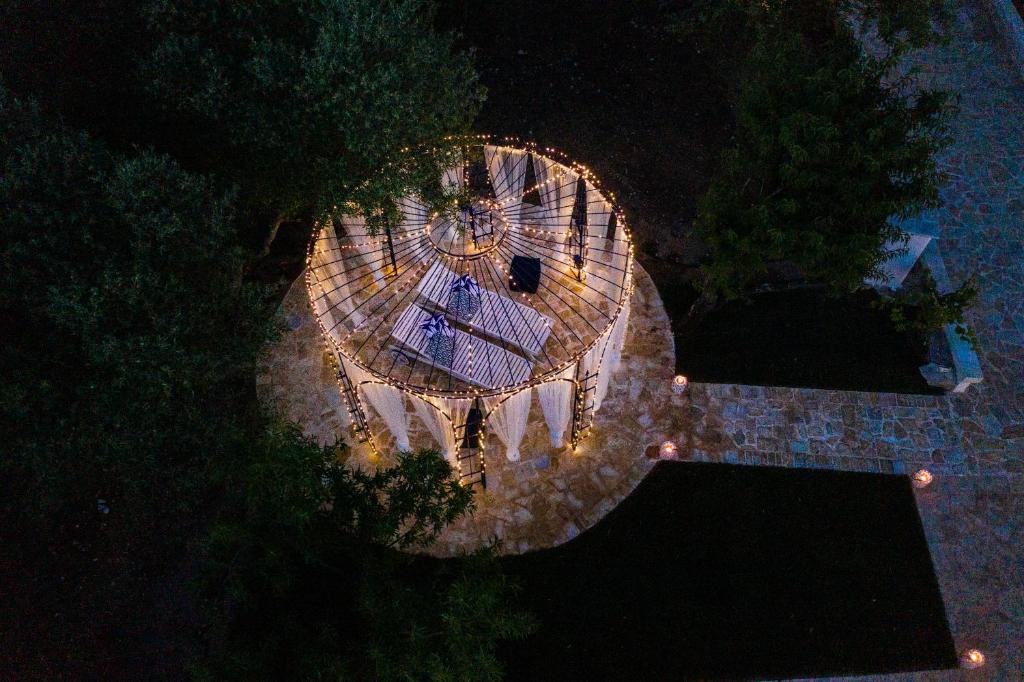 A bird's-eye view of Villa Amore Bianco