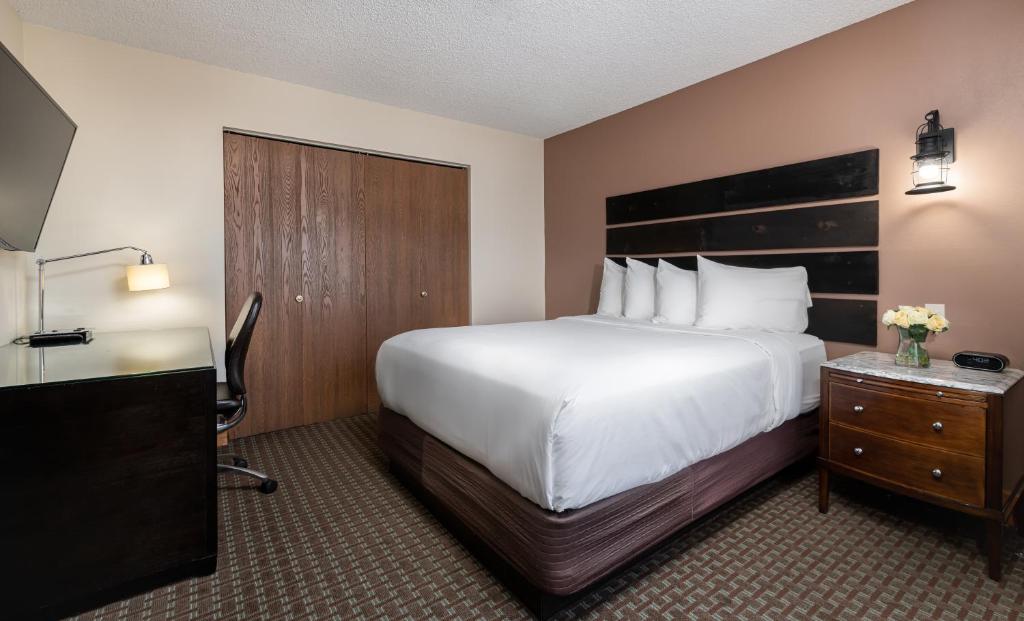 The VUE Boutique Hotel & Boathouse - 