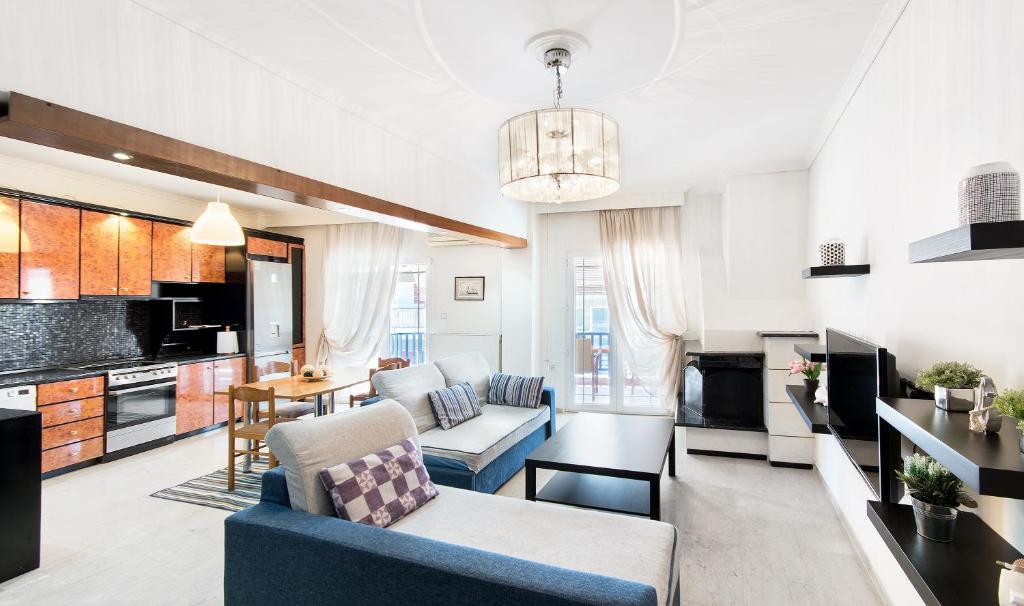 Η κουζίνα ή μικρή κουζίνα στο Seafront 2 bedrooms apartment