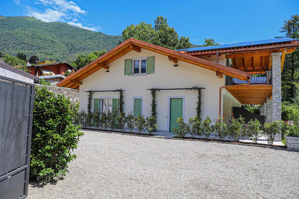 Nespecifikovaný výhled na hory nebo výhled na hory při pohledu z apartmánu