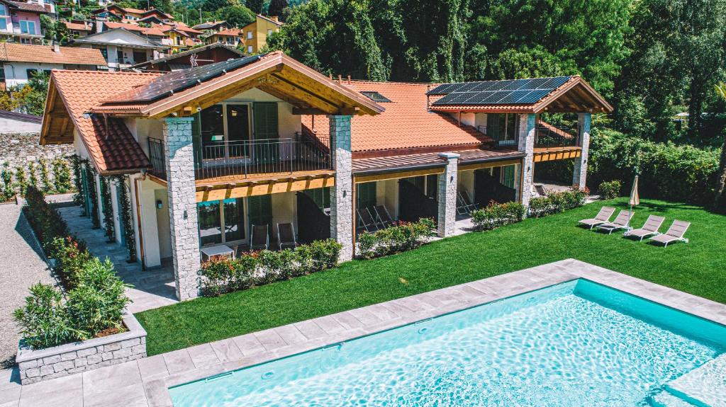 Bazén v ubytování House & Pool nebo v jeho okolí