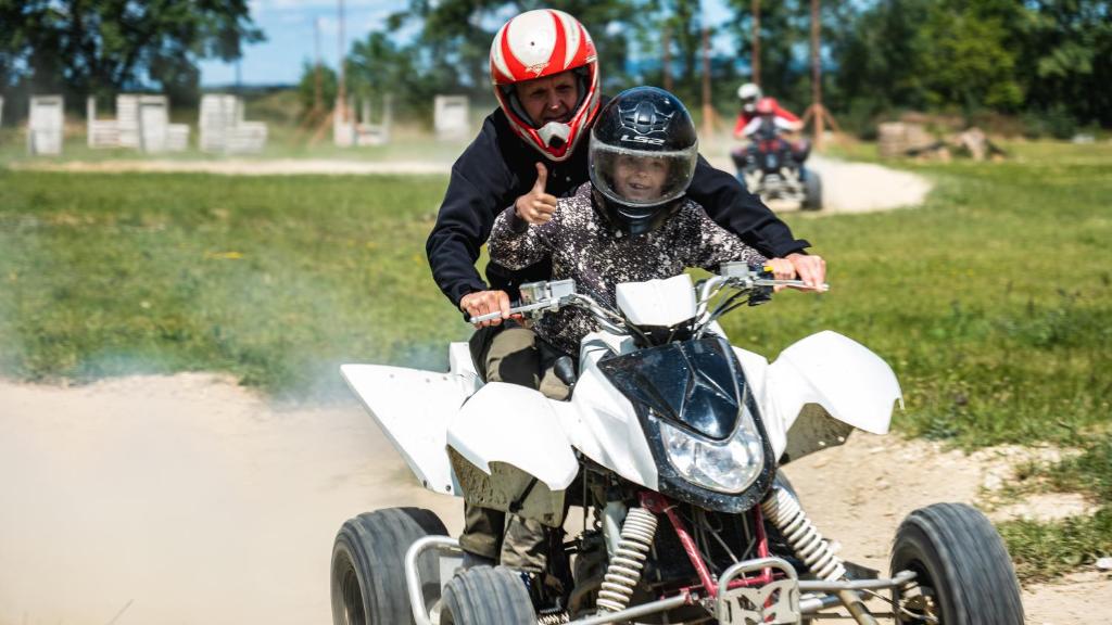 Hotel and Park Divoká Voda - Resim 36