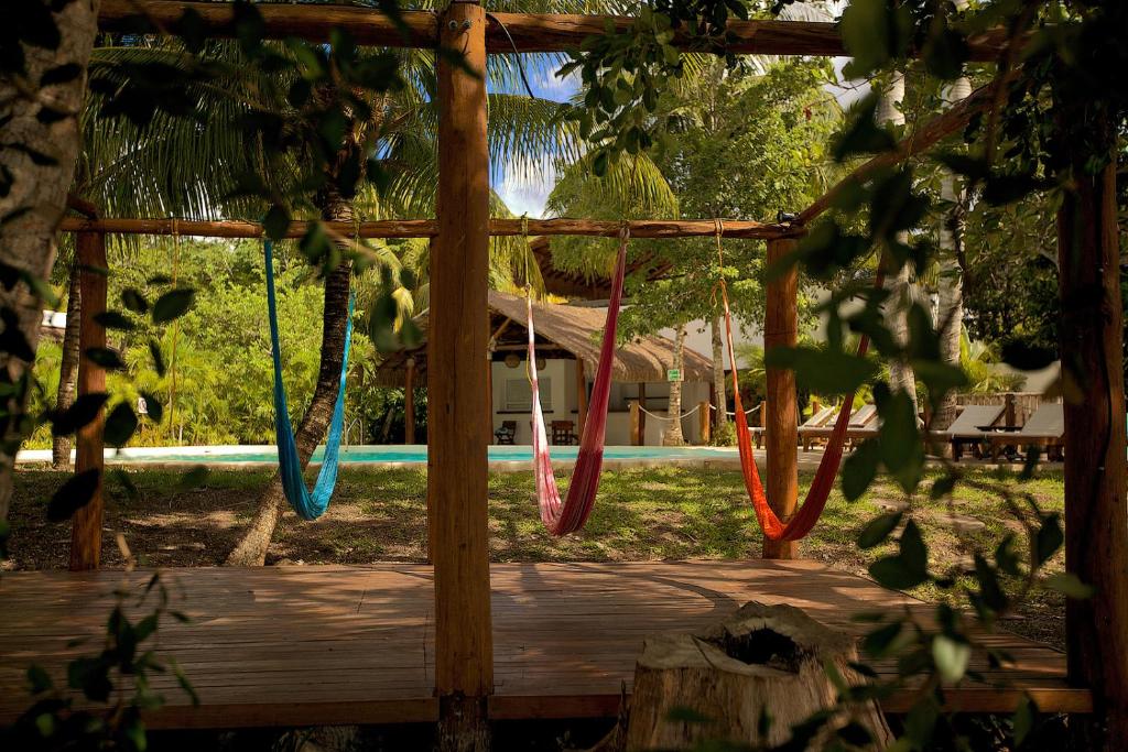 Bazén v ubytování Hotel Rancho Encantado nebo v jeho okolí