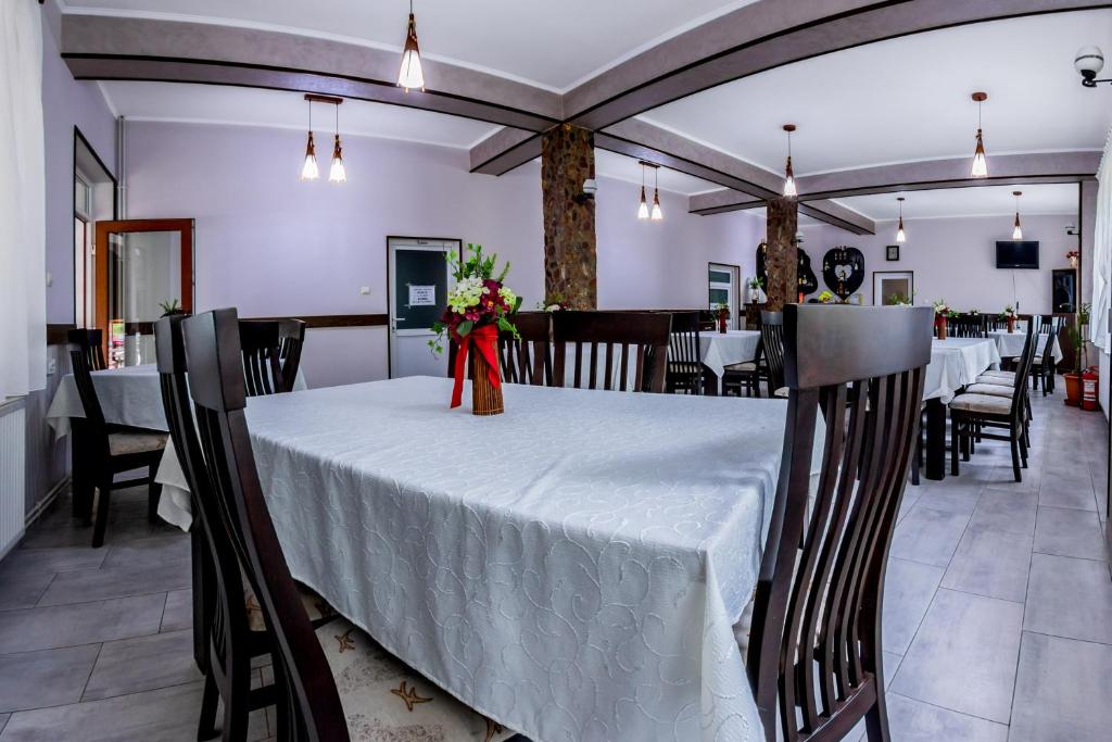 Restaurace v ubytování Vila Nico