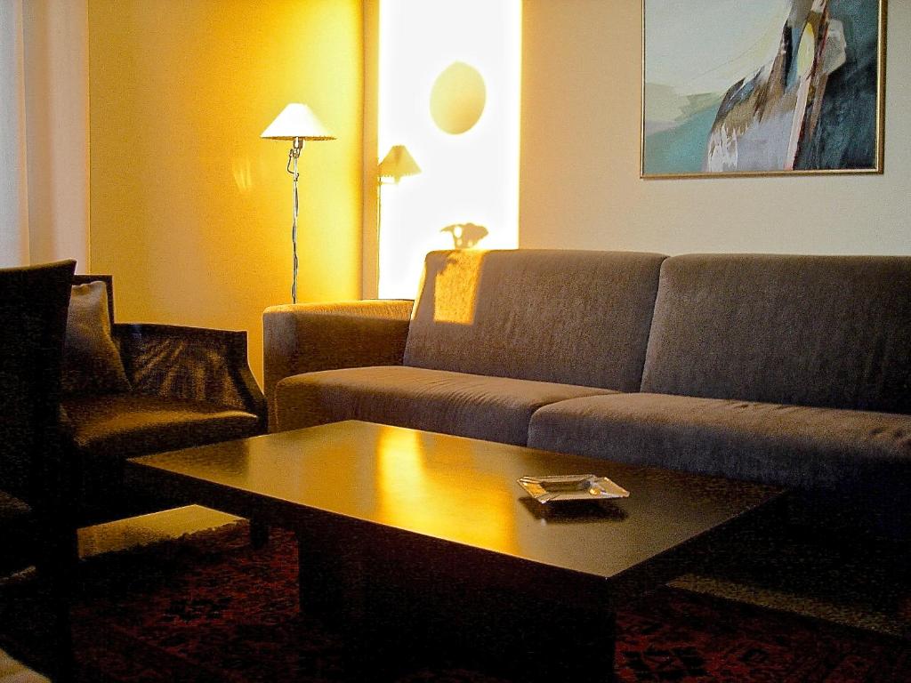 A seating area at Villa Andromeda
