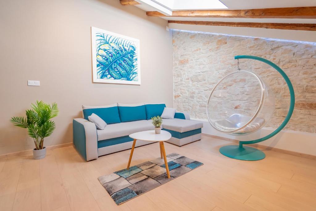 Fran Center Apartments (Square) - 6