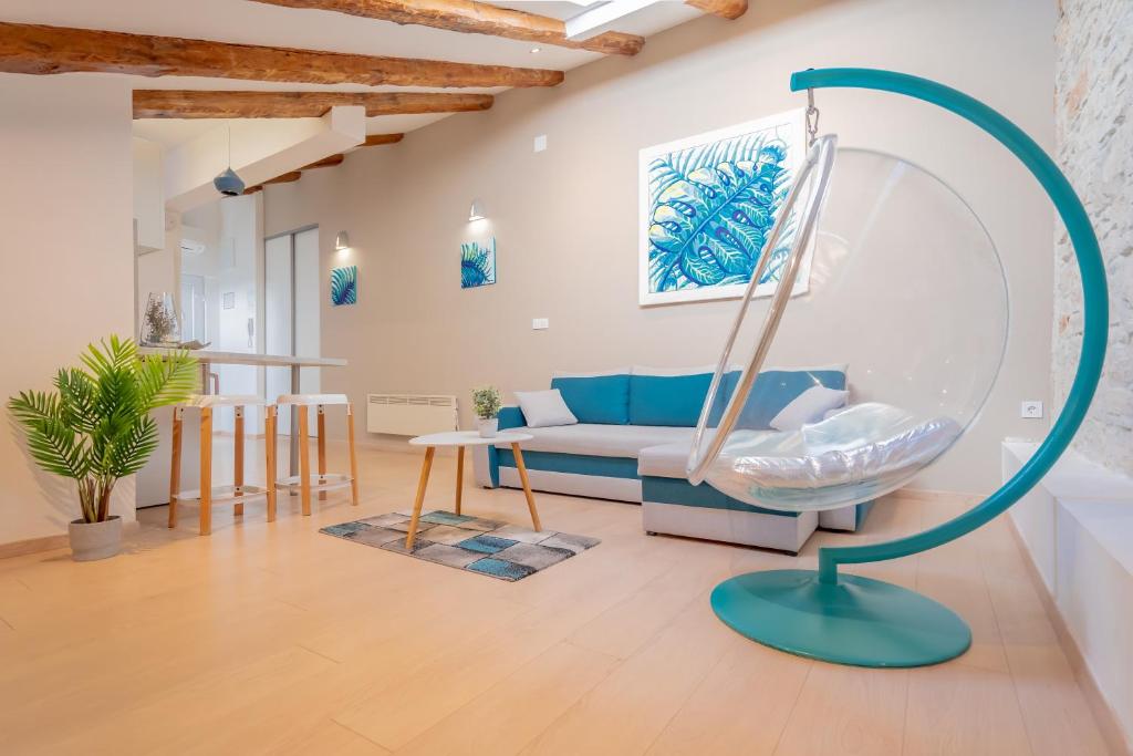 Fran Center Apartments (Square) - 15