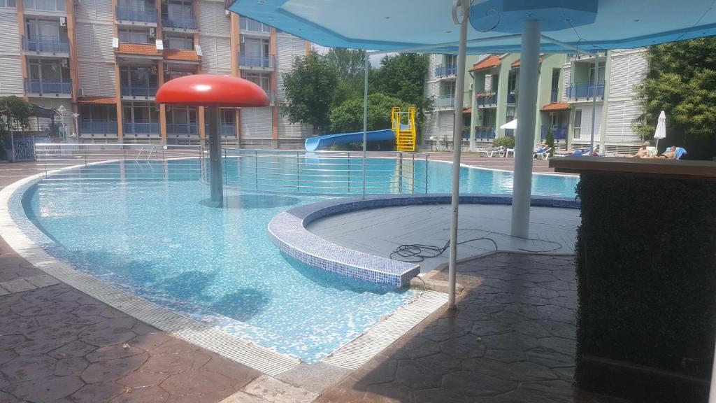 The swimming pool at or near Елит 1