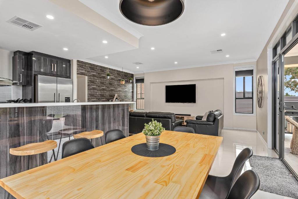 Imagen de la galería de La Sienna - Sellicks Beach - C21 SouthCoast Holidays, en Sellicks Beach