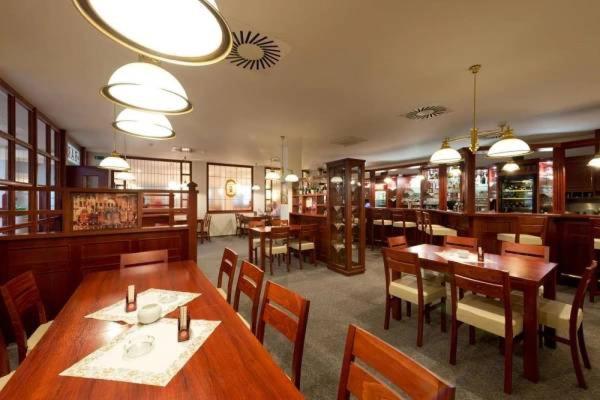 Restaurace v ubytování HOTEL SVRATKA