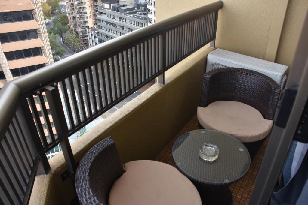 Accommodation Sydney - Hyde Park Plaza 38 College St Sydney - One-Bedroom Apartment With Balcony And City View