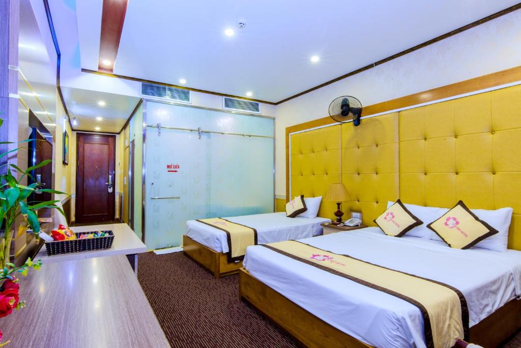 Hoa Dao Hotel - 三人间 - 带阳台