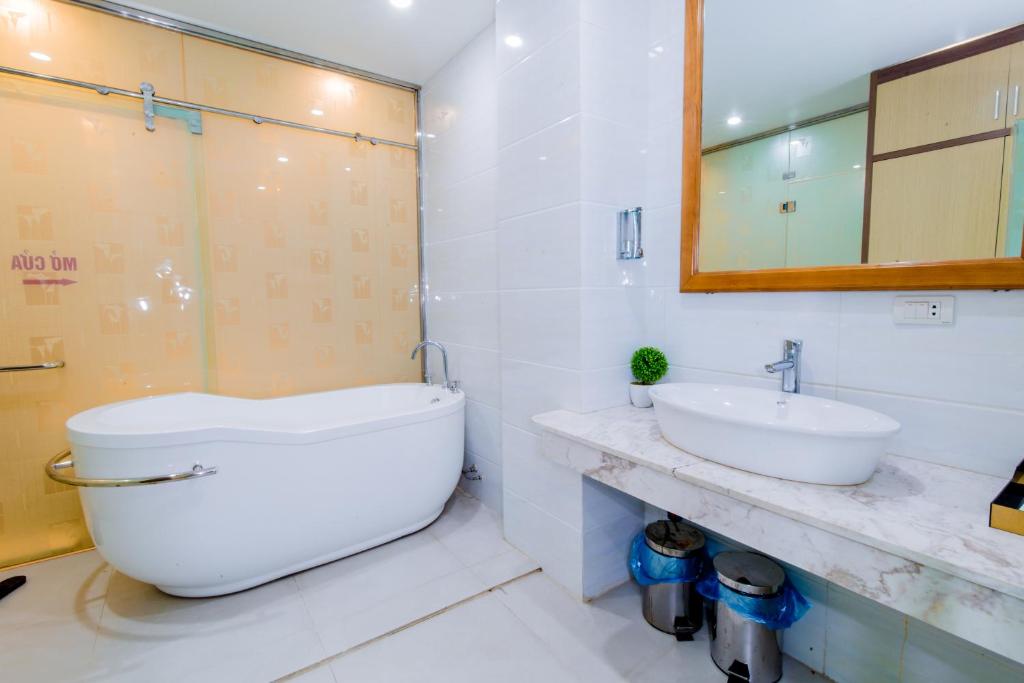 Hoa Dao Hotel - 豪华三人间