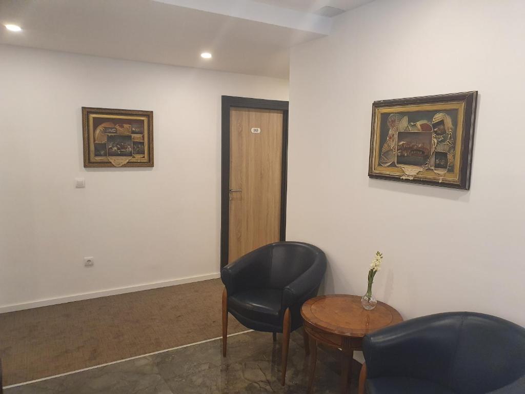 Premium Crown Suites - Resim 9