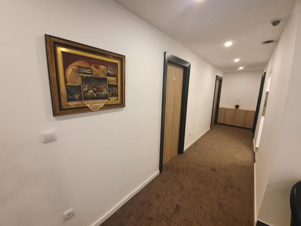 Premium Crown Suites - Resim 8