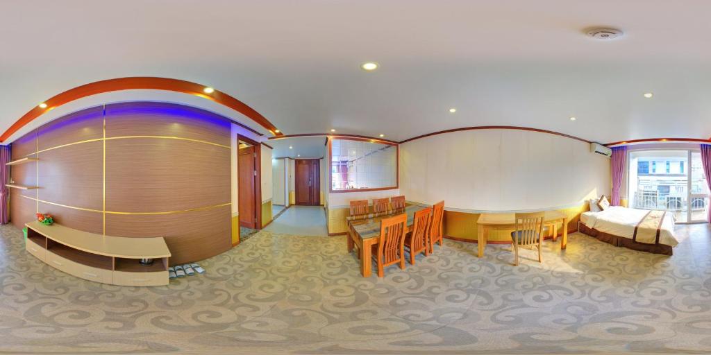 Hoa Dao Hotel - 家庭间 - 带浴缸