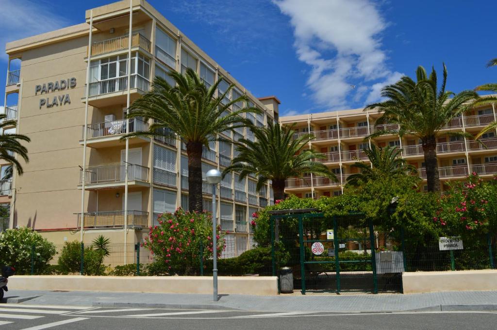 Relax, La Pineda – Updated 2023 Prices