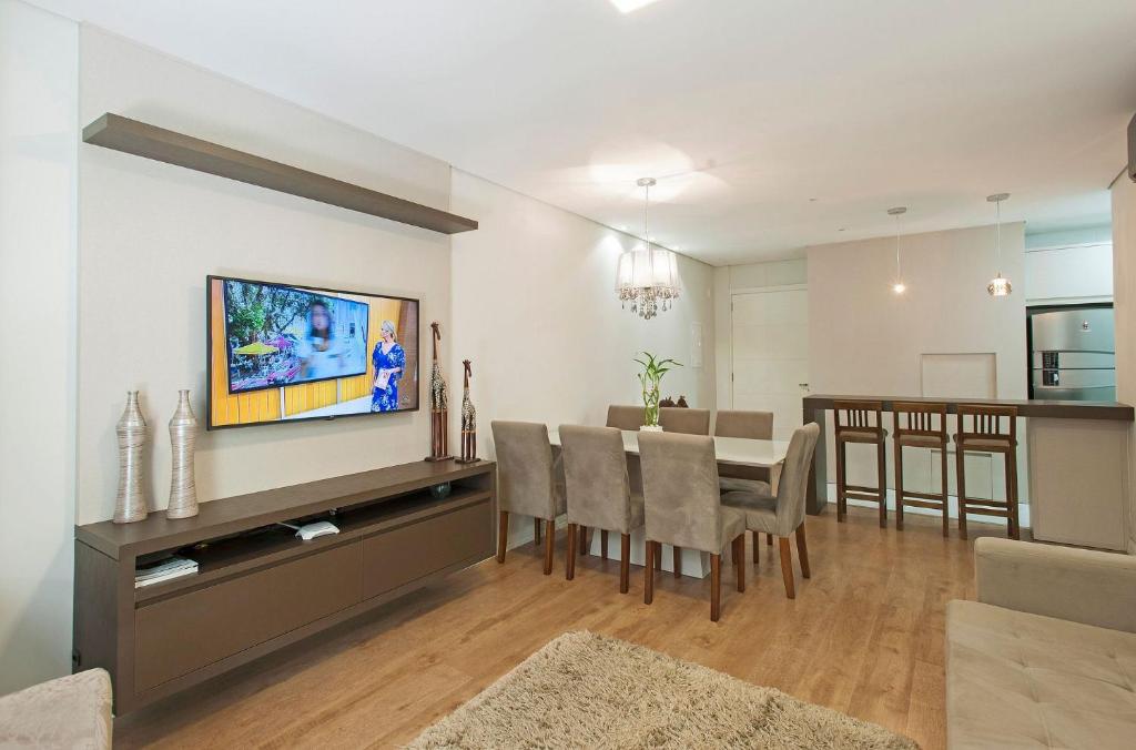 HOMELLAND 304C - 2 D JUNTO À ALDEIA DO PAPAI NOEL!  HOMELLAND 304C - 2 D JUNTO À ALDEIA DO PAPAI NOEL!