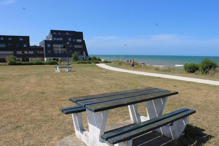 Beau Front de mer cosy accès direct plage St aubin sur mer