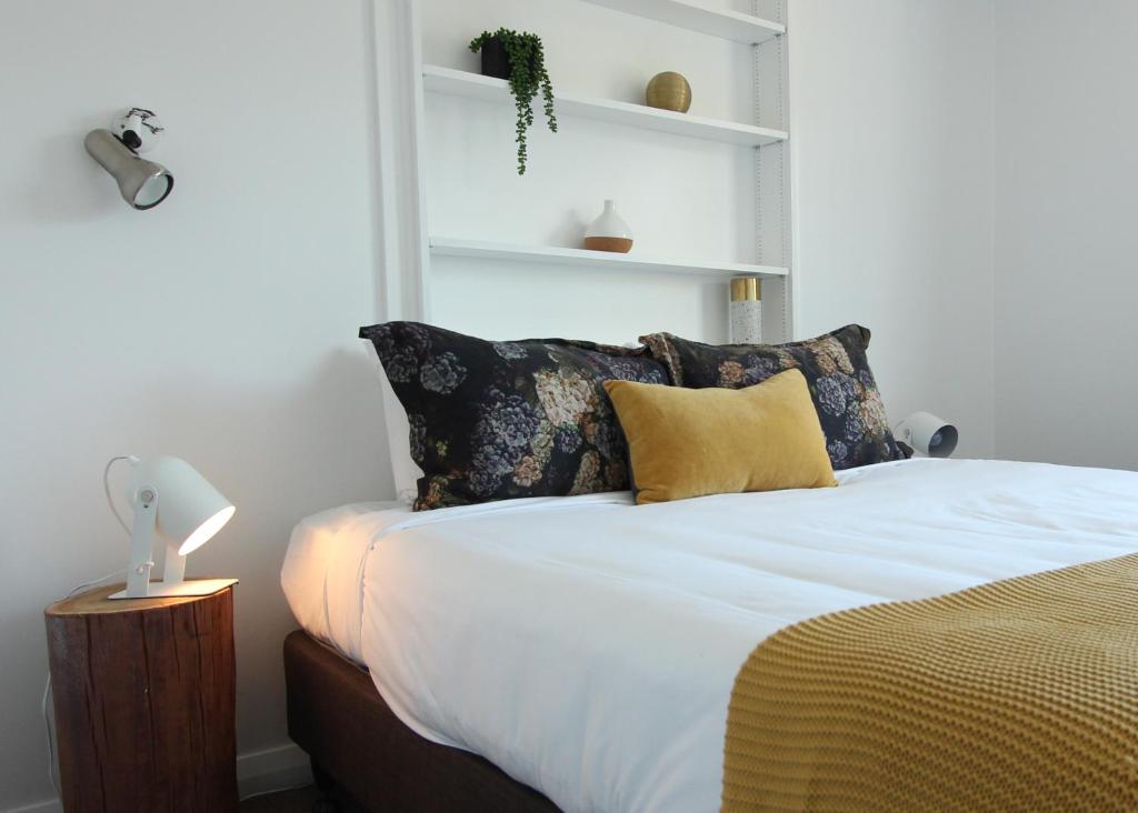 1 - Delightfully fresh, private home close to town - Resim 23