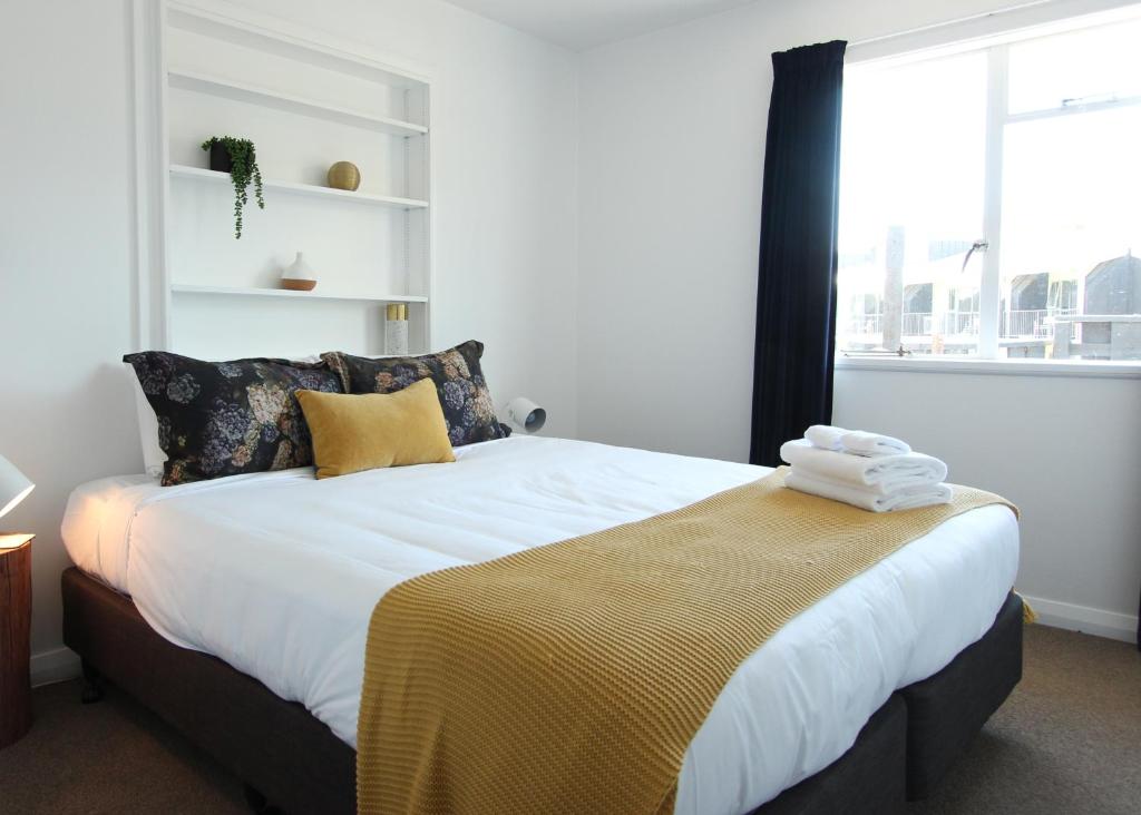 1 - Delightfully fresh, private home close to town - Resim 24