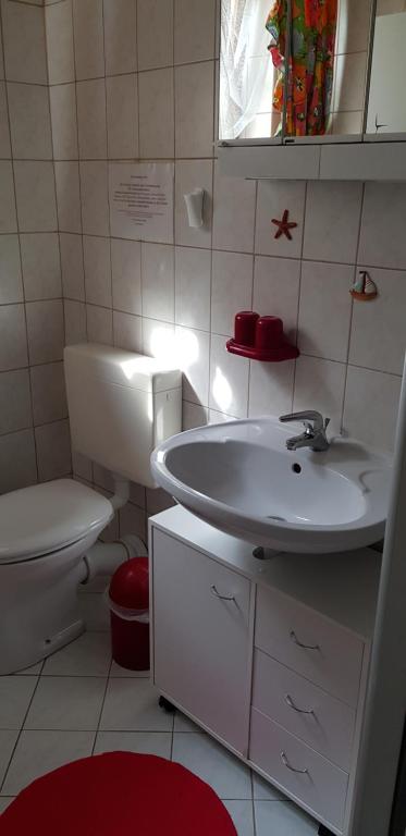 Koupelna v ubytování Ferienwohnung Spachtholz