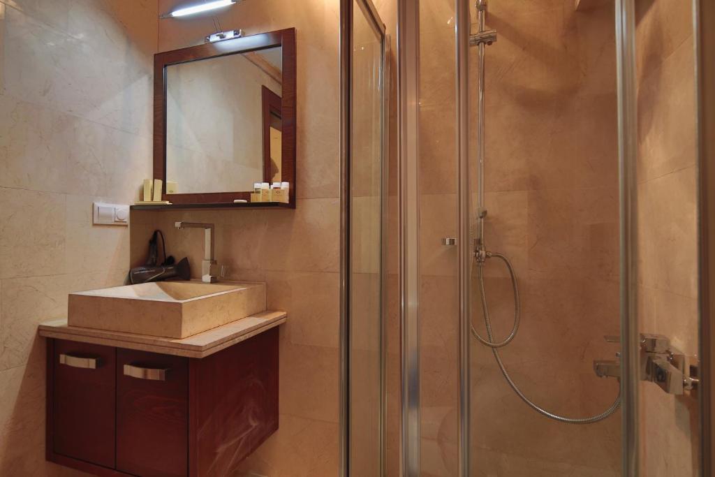A bathroom at Aden Hotel Cappadocia